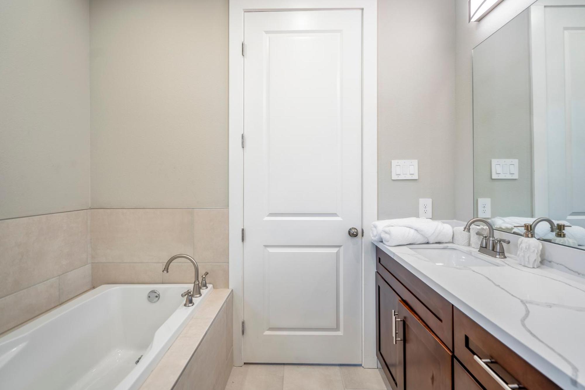 Spacious 3 Bed House Near Md Anderson With Free Parking & Wi-Fi Houston Exterior foto
